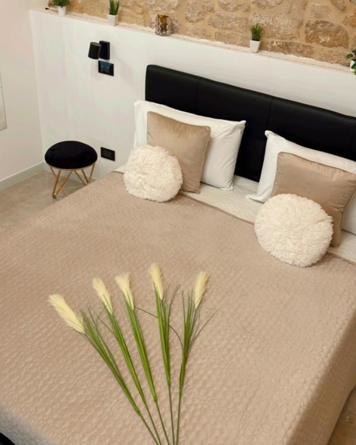 Suite Whiteflower 巴里 外观 照片